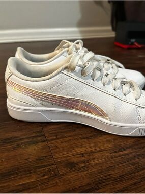 Puma White Women's Sneakers with Iridescent Side Stripe